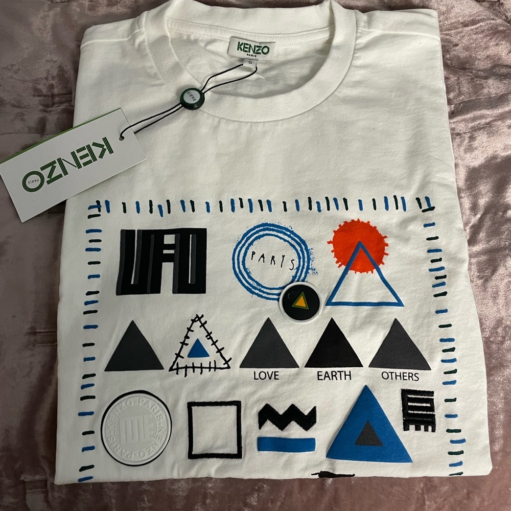 Kenzo men’s T-shirt Size Small